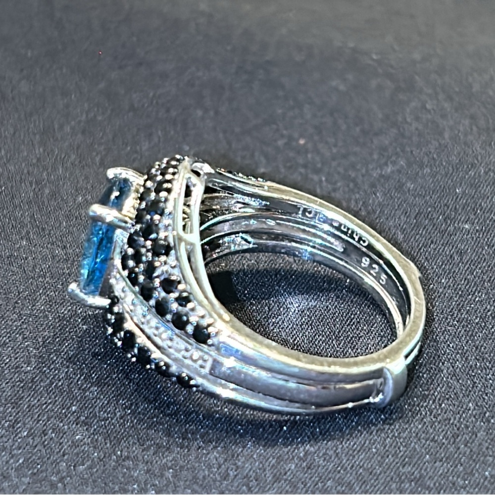 Blue Topaz Ring with Black Spinel Guard - Picture 6 of 7